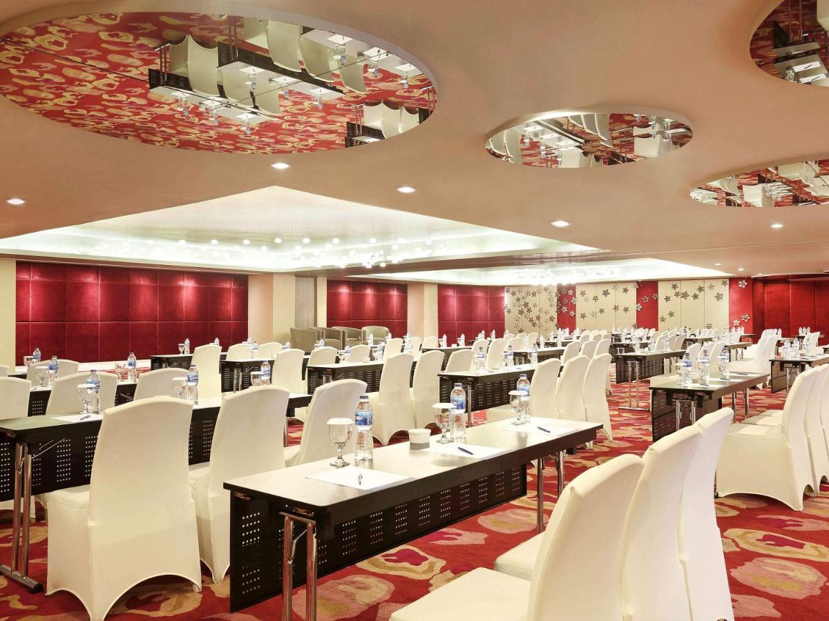 Novotel Jakarta Gajah Mada Zewnętrze zdjęcie