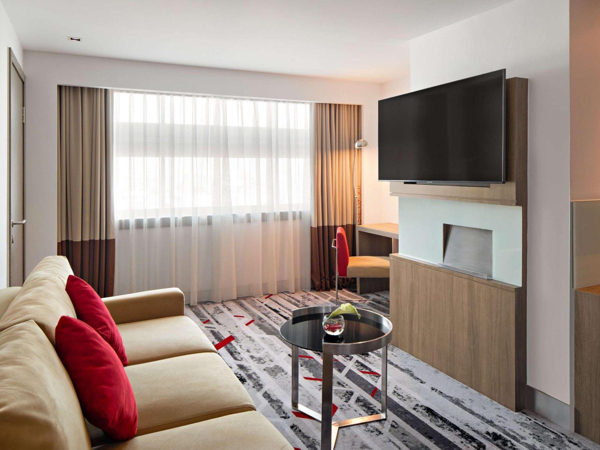 Novotel Jakarta Gajah Mada Zewnętrze zdjęcie