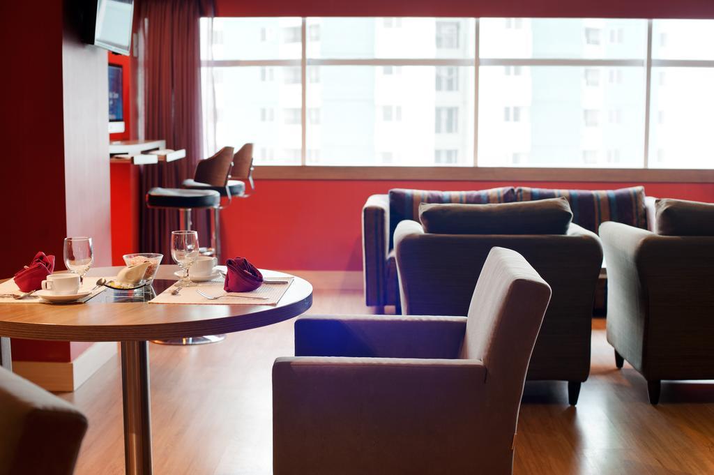 Novotel Jakarta Gajah Mada Zewnętrze zdjęcie