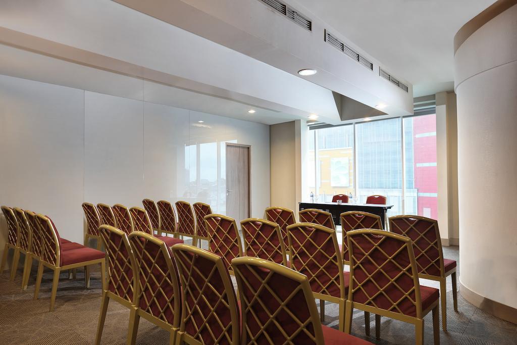 Novotel Jakarta Gajah Mada Zewnętrze zdjęcie