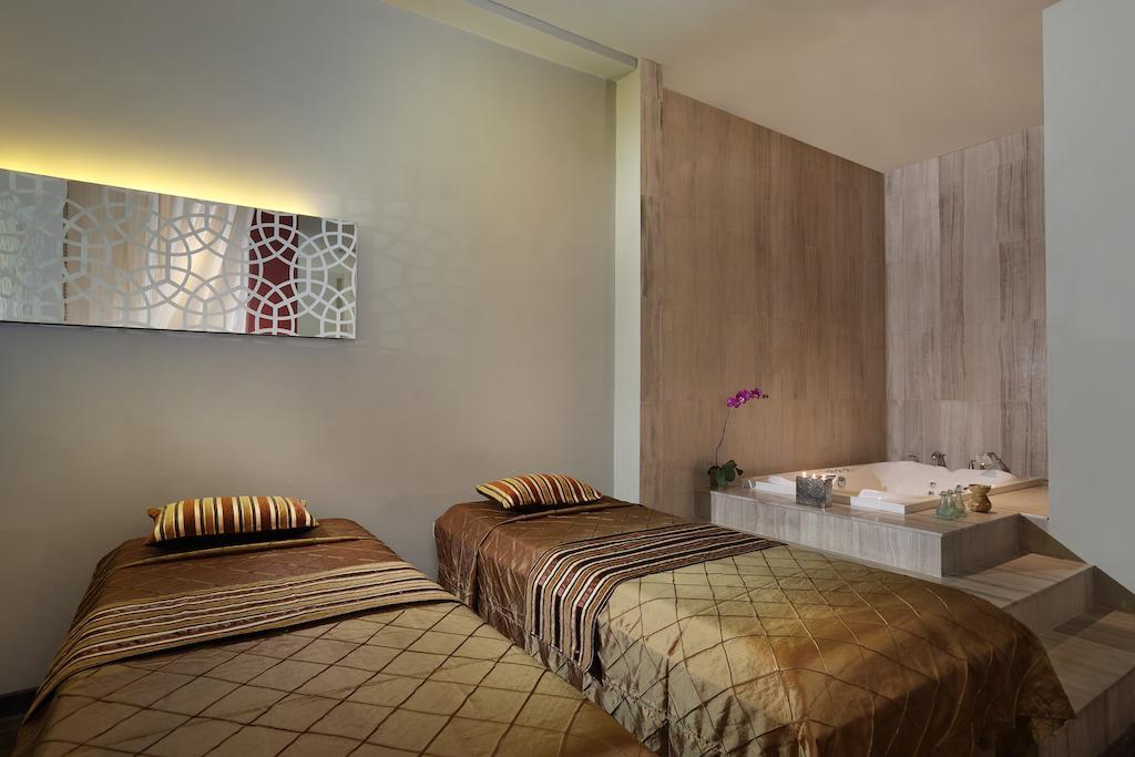 Novotel Jakarta Gajah Mada Zewnętrze zdjęcie