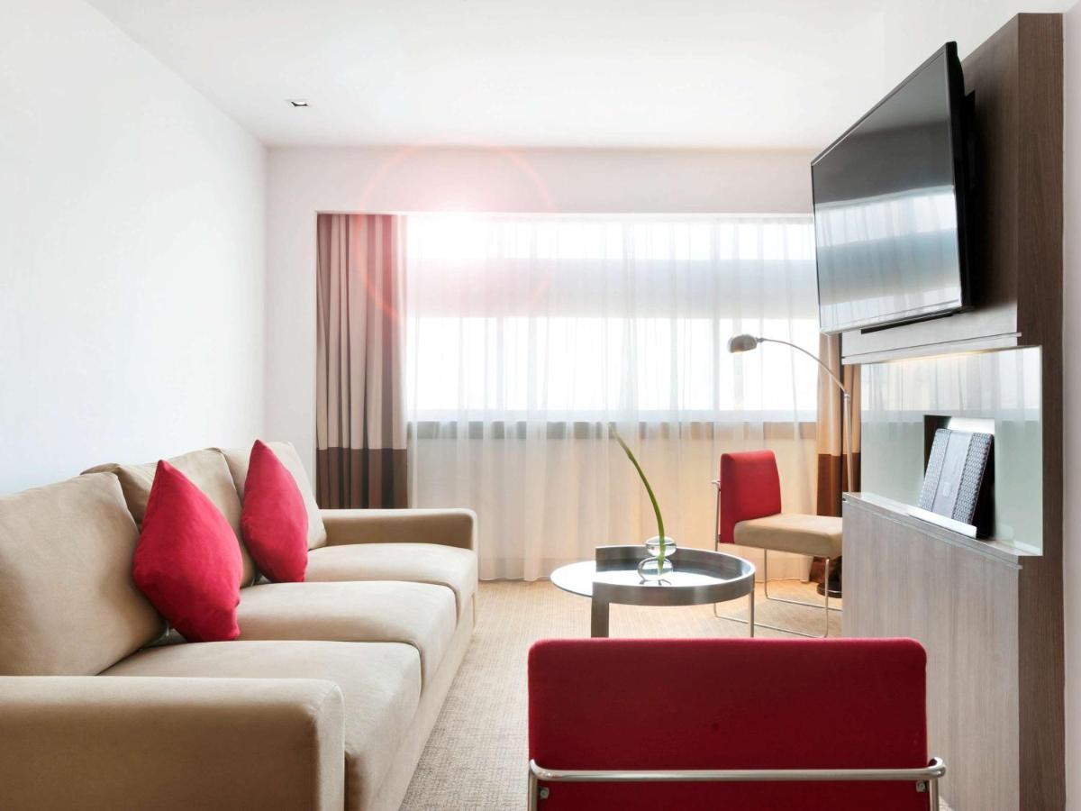 Novotel Jakarta Gajah Mada Zewnętrze zdjęcie